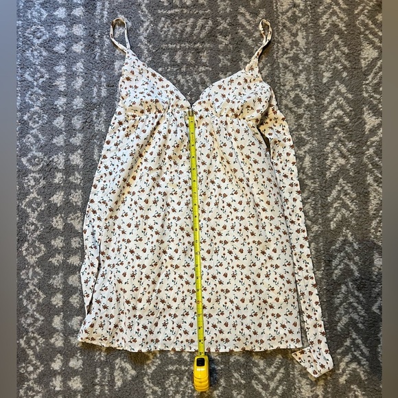 Princess Polly Floral Camisole in Cream and Brown size 0 (SKU K113) - Picture 10 of 11